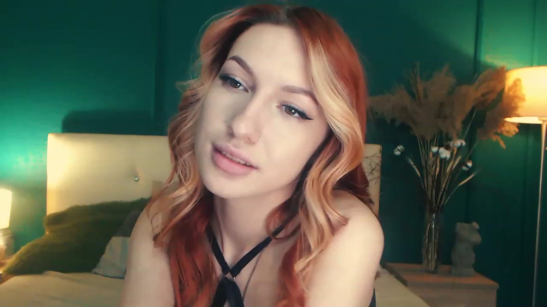 Gallery image thumbnail from LovelyGin's myfreecams stream on, 04/24/2023, 14:26 image 3 of 20