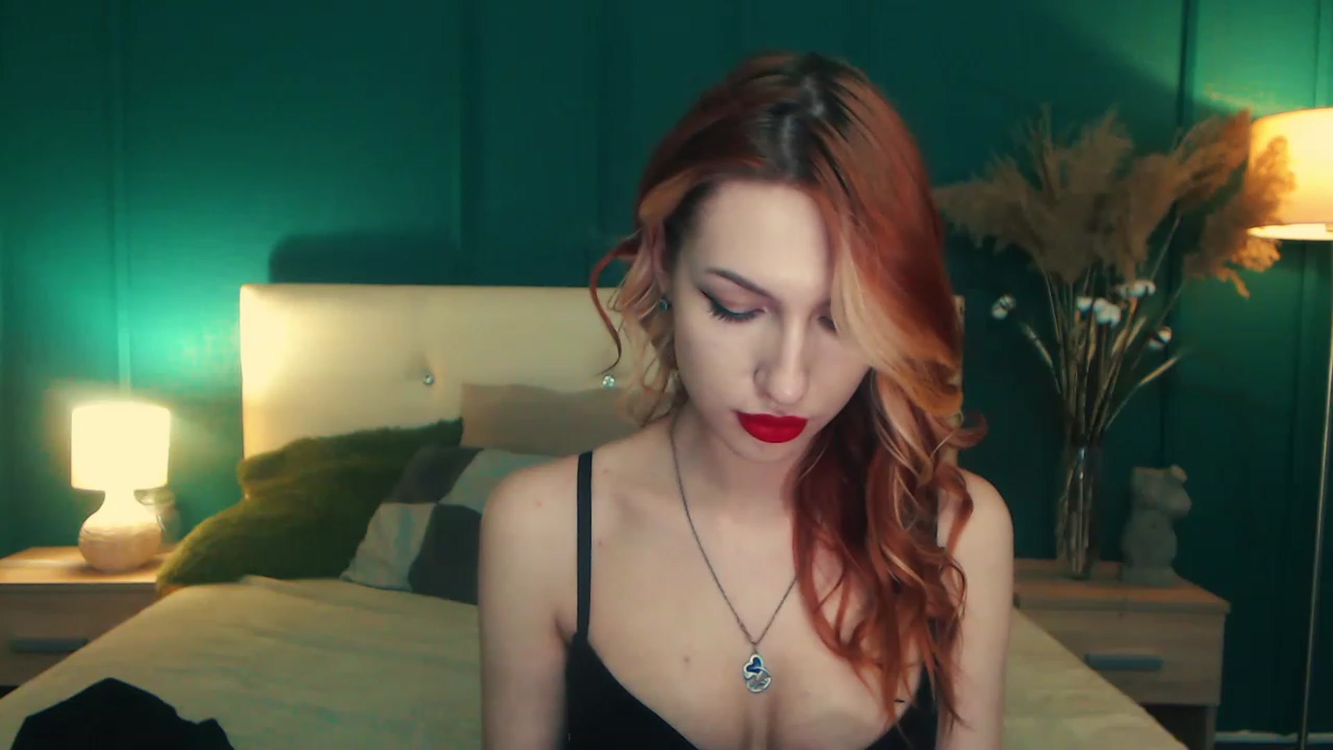 Gallery image thumbnail from LovelyGin's myfreecams stream on, 04/24/2023, 15:00 image 14 of 20