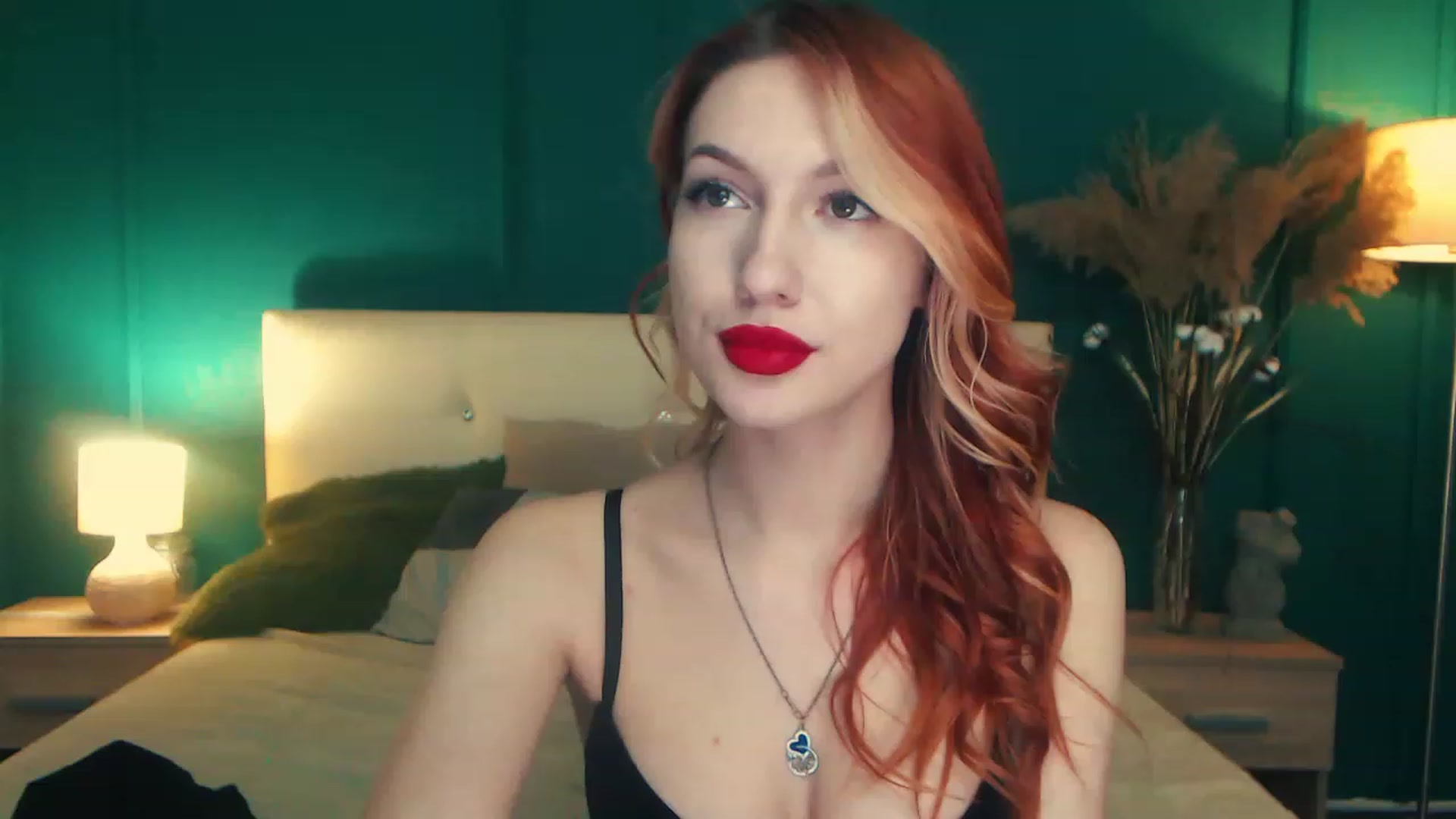 Gallery image thumbnail from LovelyGin's myfreecams stream on, 04/24/2023, 15:00 image 17 of 20