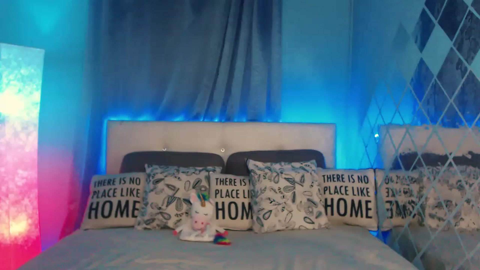 Gallery image thumbnail from LovelyGin's myfreecams stream on, 04/25/2023, 14:29 image 3 of 20