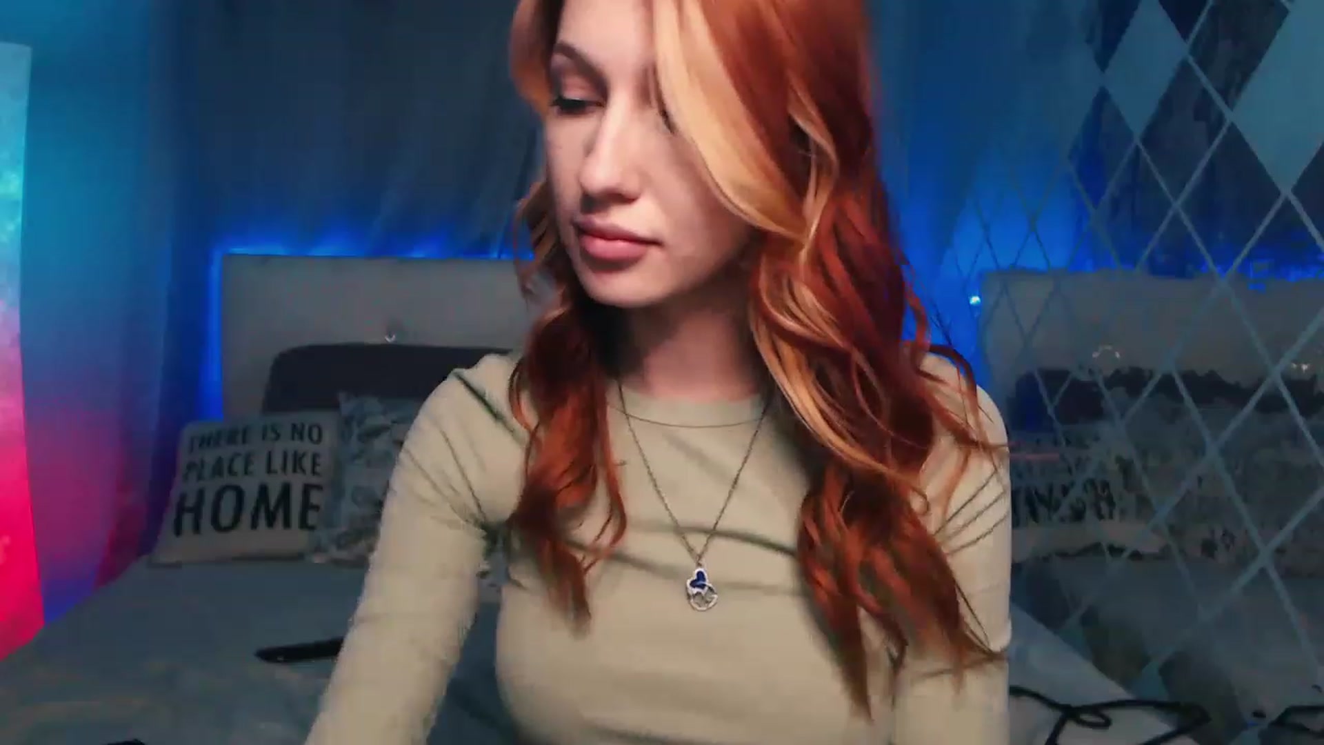 Gallery image thumbnail from LovelyGin's myfreecams stream on, 04/25/2023, 19:18 image 11 of 20