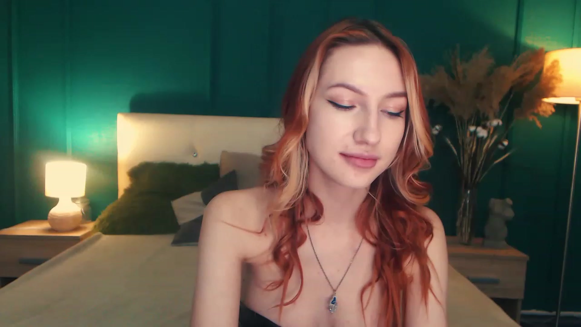 Gallery image thumbnail from LovelyGin's myfreecams stream on, 04/27/2023, 15:14 image 18 of 20