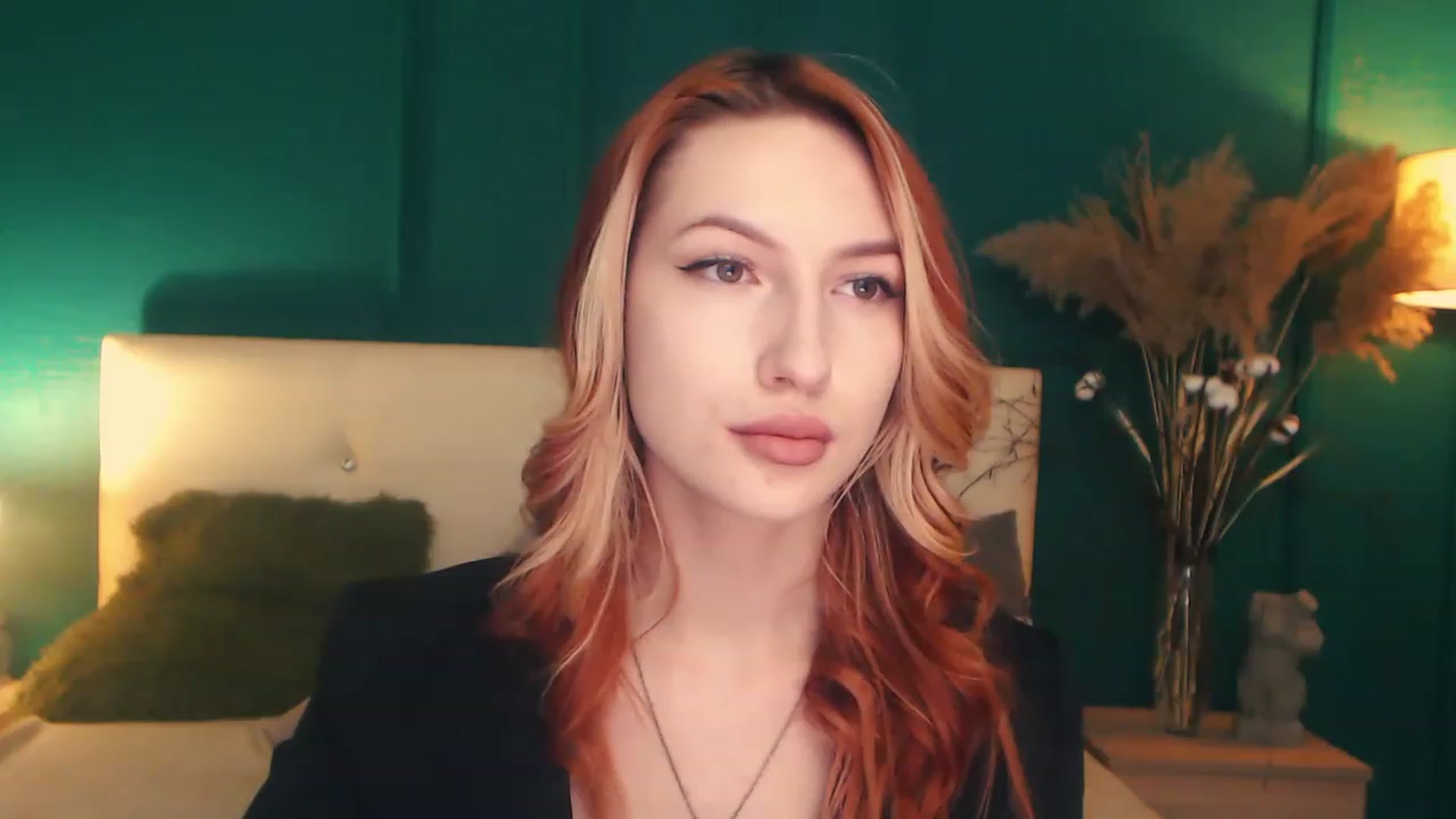 Gallery image thumbnail from LovelyGin's myfreecams stream on, 04/27/2023, 17:19 image 20 of 20