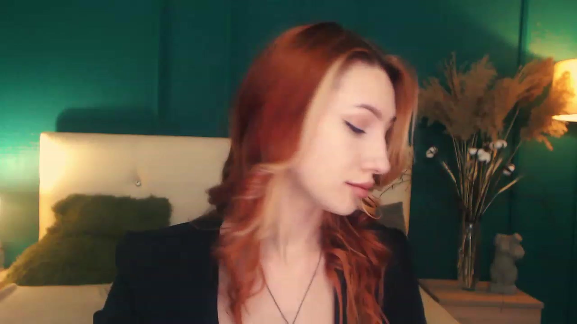 Gallery image thumbnail from LovelyGin's myfreecams stream on, 04/27/2023, 17:19 image 5 of 20