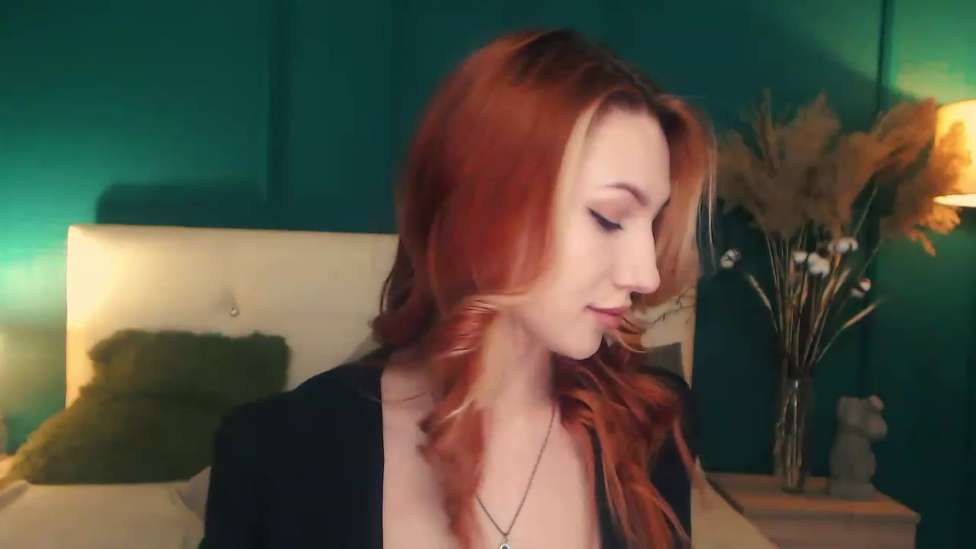 Gallery image thumbnail from LovelyGin's myfreecams stream on, 04/27/2023, 17:19 image 13 of 20