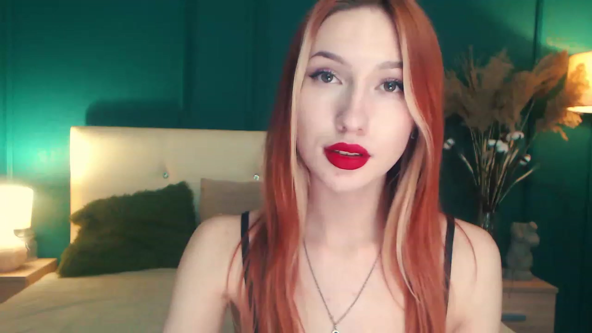 Gallery image thumbnail from LovelyGin's myfreecams stream on, 04/28/2023, 17:22 image 8 of 20