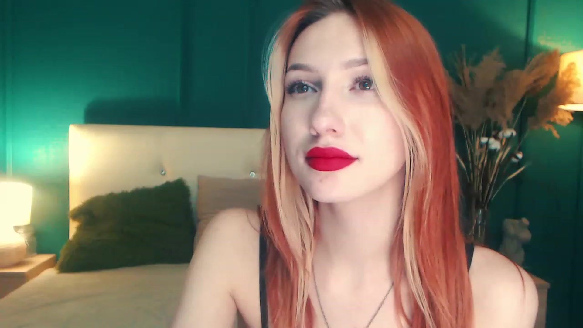Gallery image thumbnail from LovelyGin's myfreecams stream on, 04/28/2023, 17:22 image 17 of 20