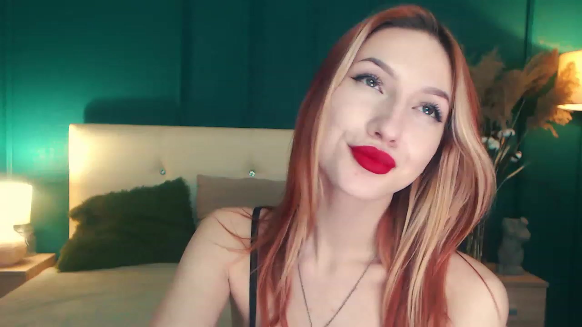 Gallery image thumbnail from LovelyGin's myfreecams stream on, 04/28/2023, 17:22 image 15 of 20