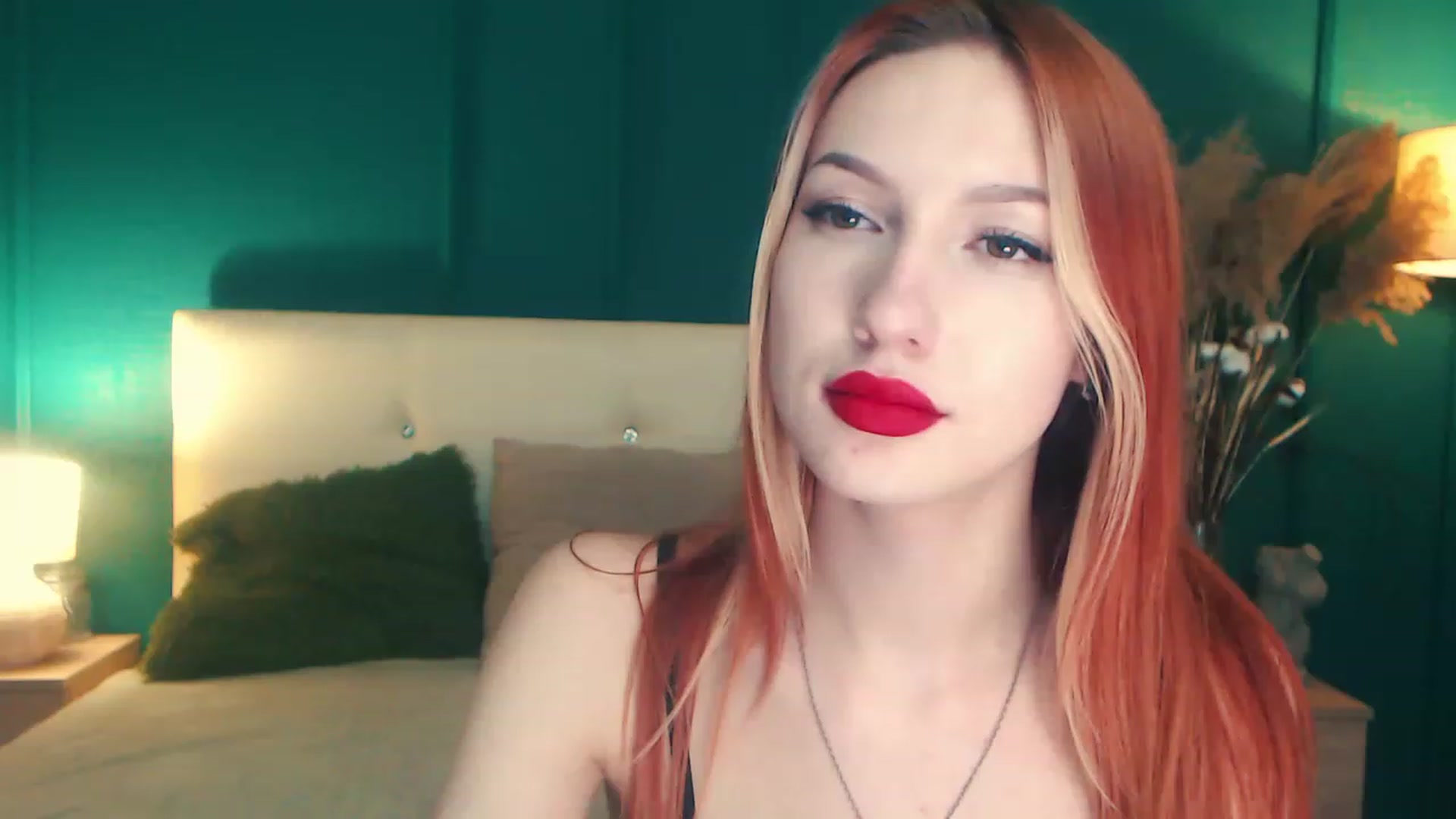 Gallery image thumbnail from LovelyGin's myfreecams stream on, 04/28/2023, 17:22 image 12 of 20