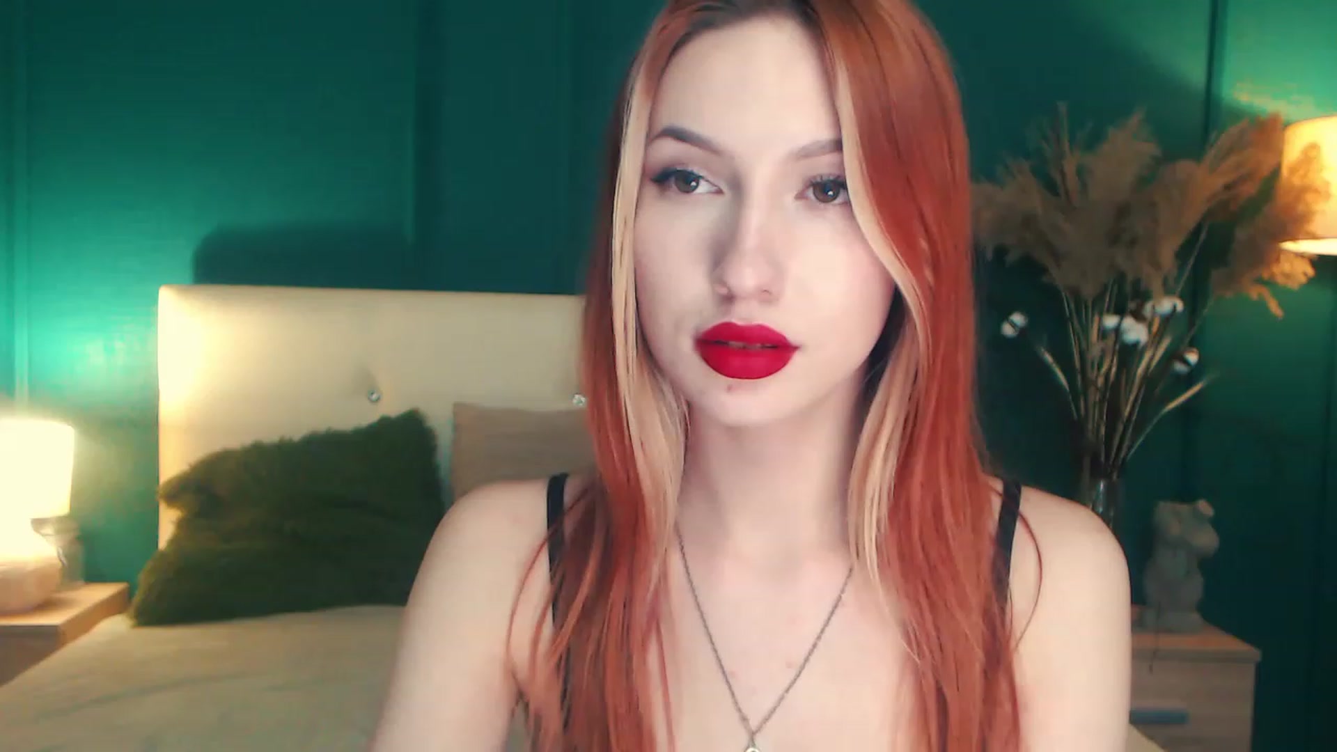 Gallery image thumbnail from LovelyGin's myfreecams stream on, 04/28/2023, 17:22 image 7 of 20