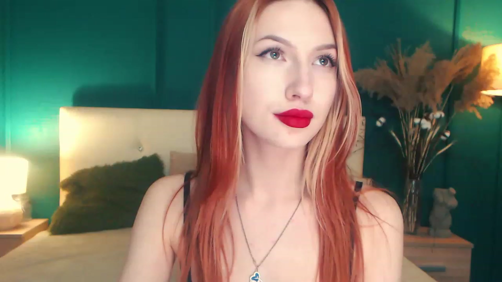 Gallery image thumbnail from LovelyGin's myfreecams stream on, 04/28/2023, 17:22 image 5 of 20