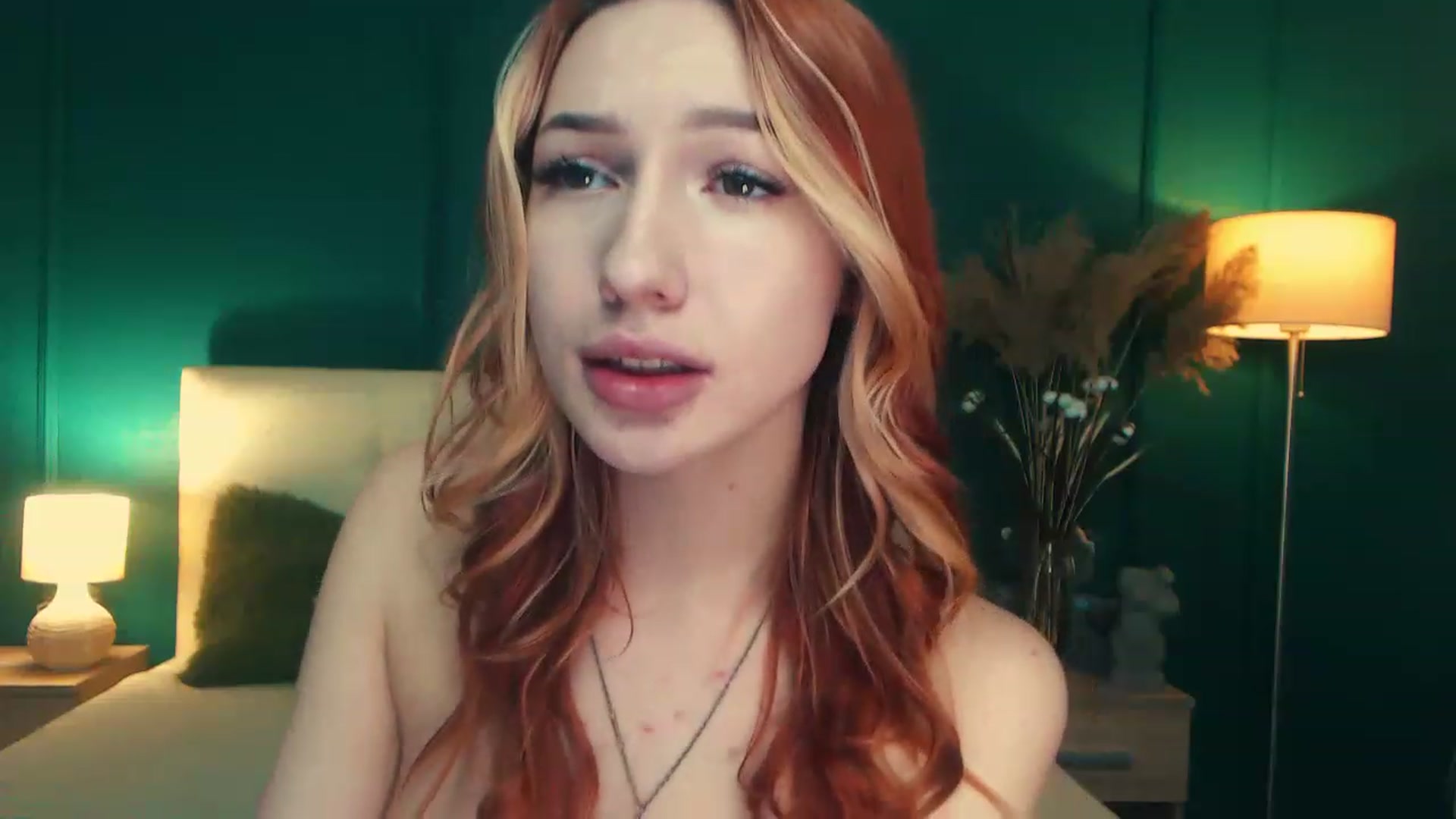 Gallery image thumbnail from LovelyGin's myfreecams stream on, 05/01/2023, 14:09 image 16 of 20