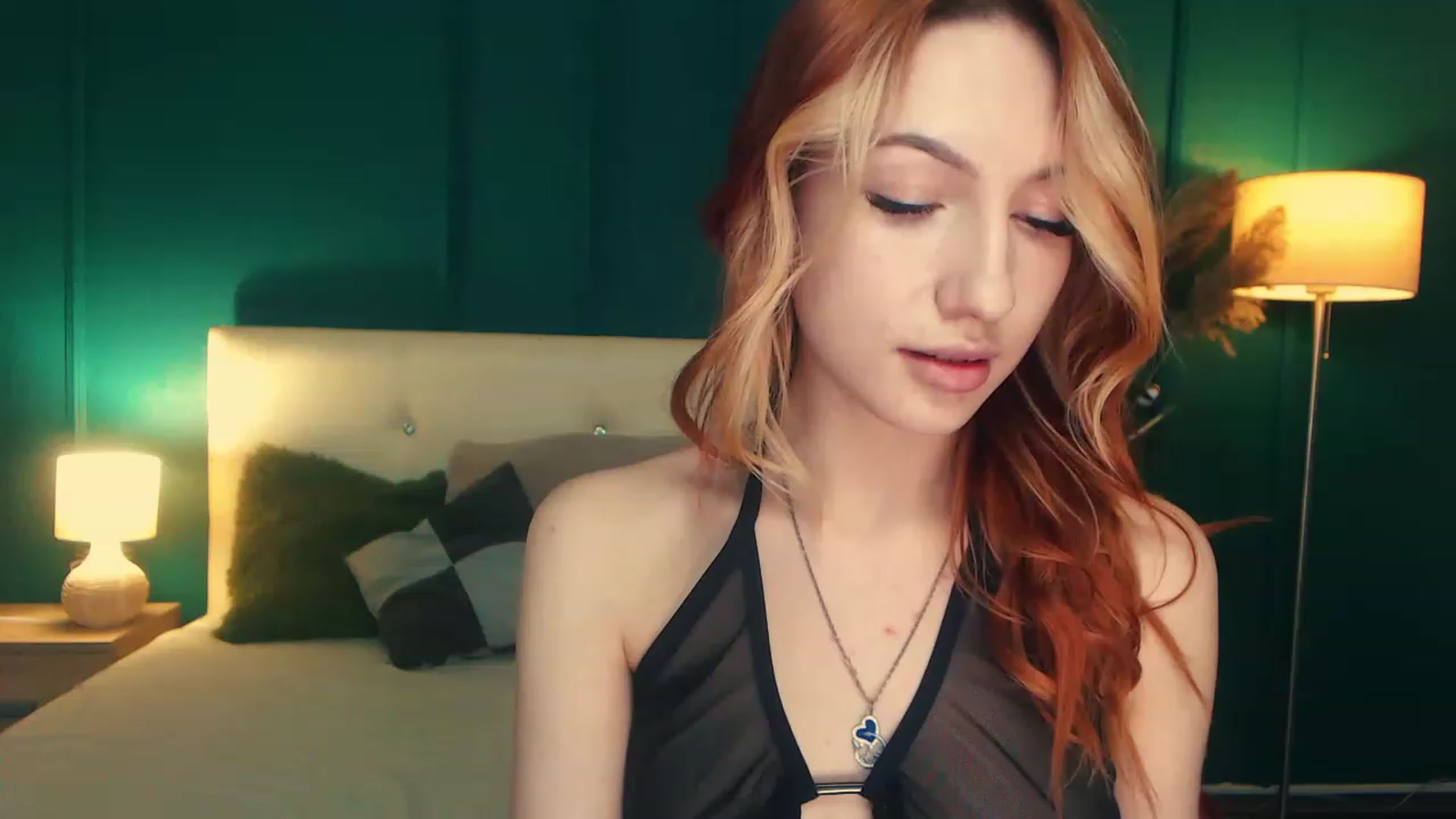 Gallery image thumbnail from LovelyGin's myfreecams stream on, 05/01/2023, 14:09 image 3 of 20