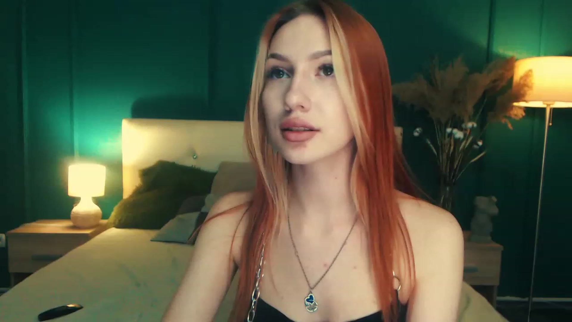 Gallery image thumbnail from LovelyGin's myfreecams stream on, 05/02/2023, 16:17 image 18 of 20