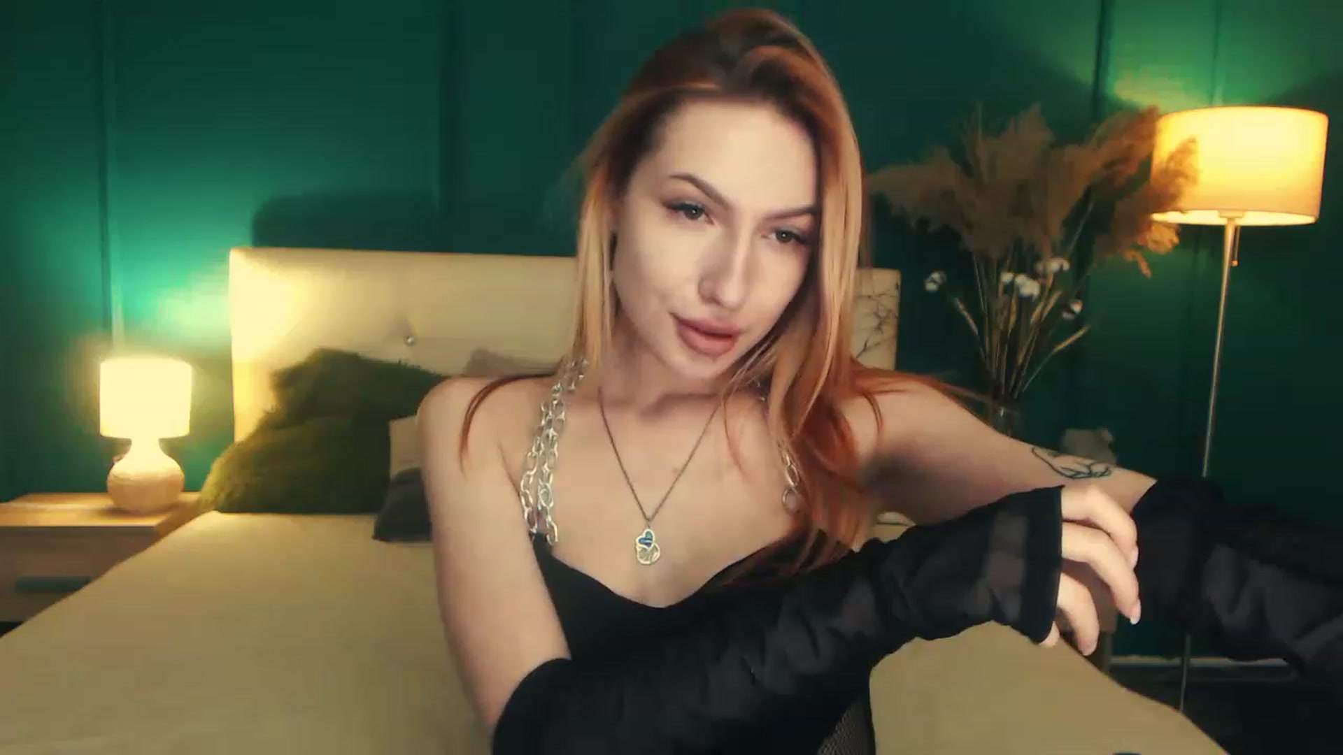 Gallery image thumbnail from LovelyGin's myfreecams stream on, 05/02/2023, 16:17 image 2 of 20