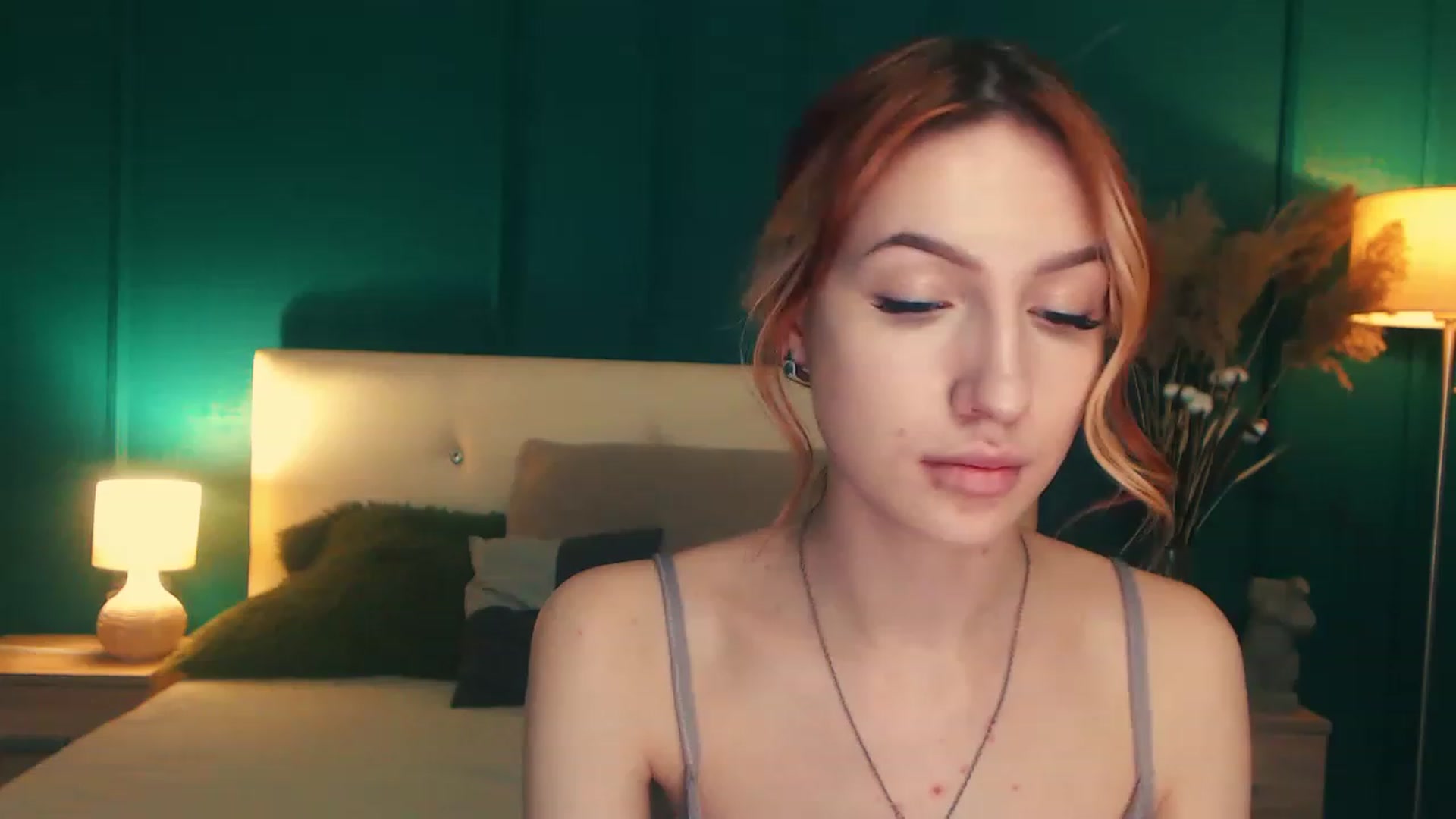 Gallery image thumbnail from LovelyGin's myfreecams stream on, 05/03/2023, 14:49 image 4 of 20