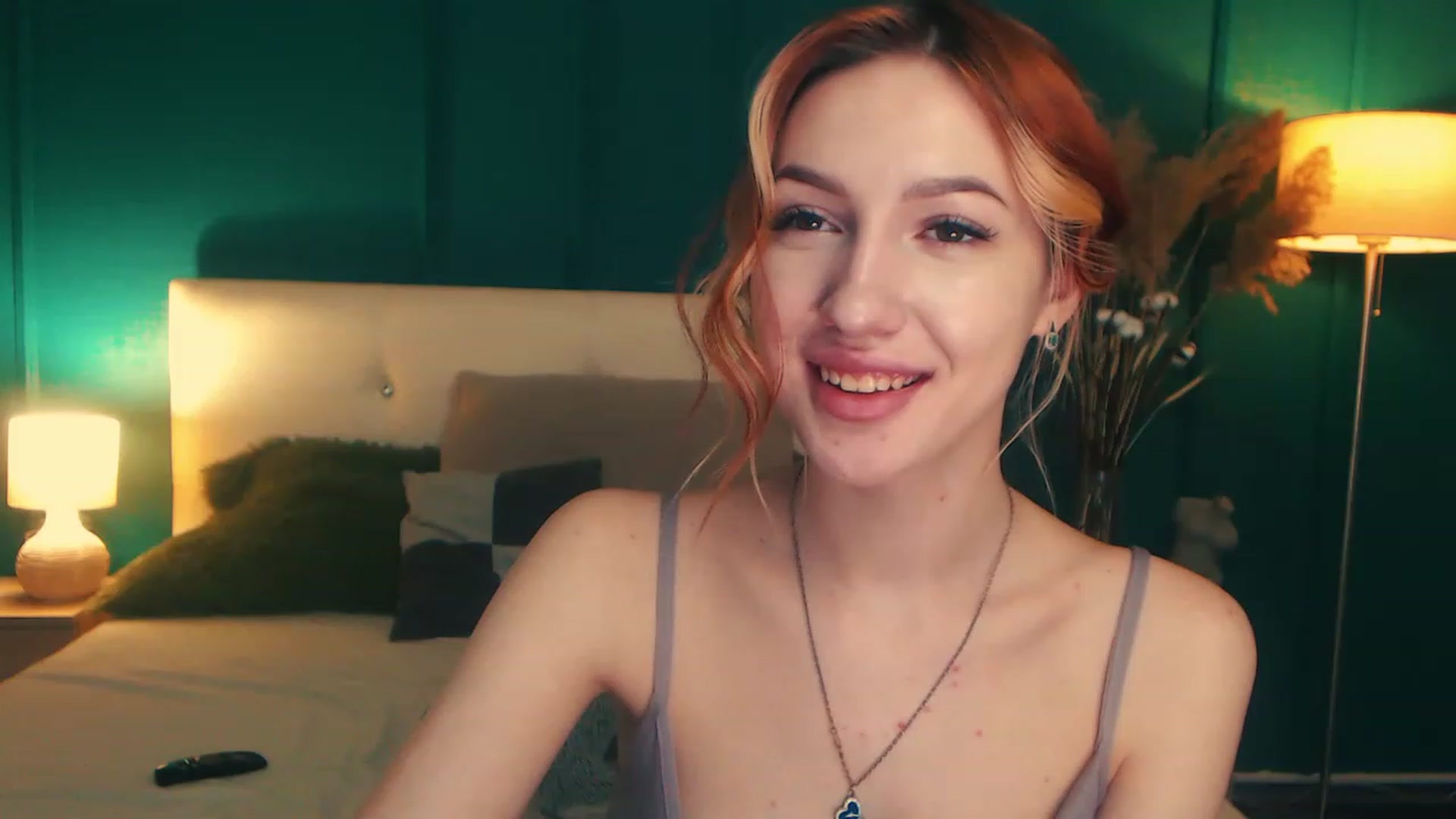 Gallery image thumbnail from LovelyGin's myfreecams stream on, 05/03/2023, 15:10 image 8 of 20