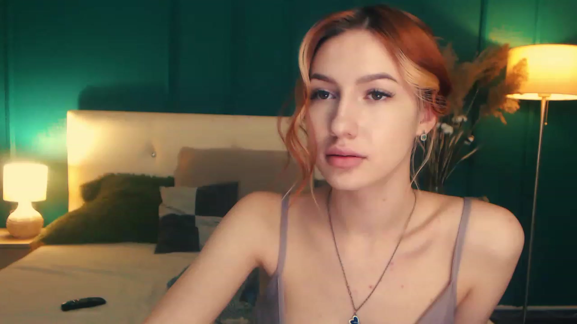 Gallery image thumbnail from LovelyGin's myfreecams stream on, 05/03/2023, 15:10 image 5 of 20