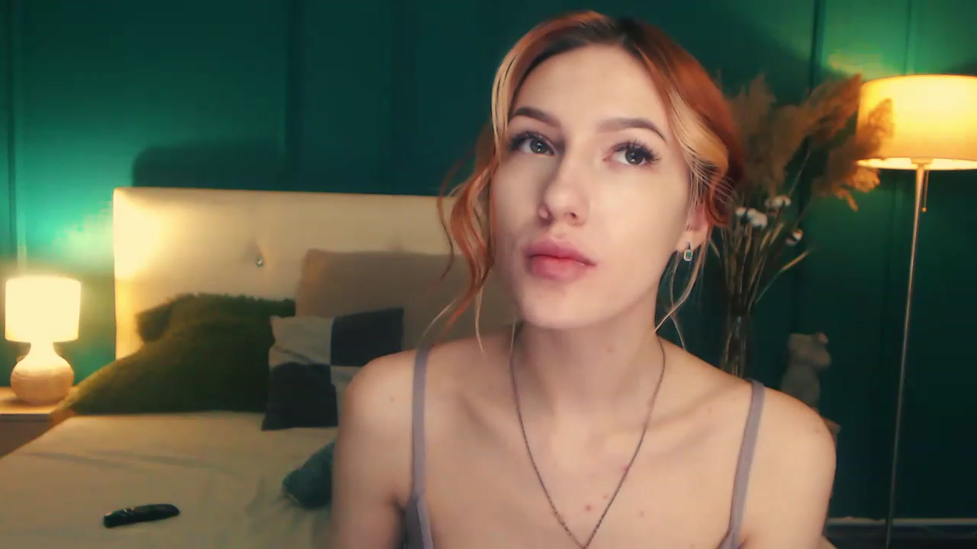 Gallery image thumbnail from LovelyGin's myfreecams stream on, 05/03/2023, 15:10 image 13 of 20