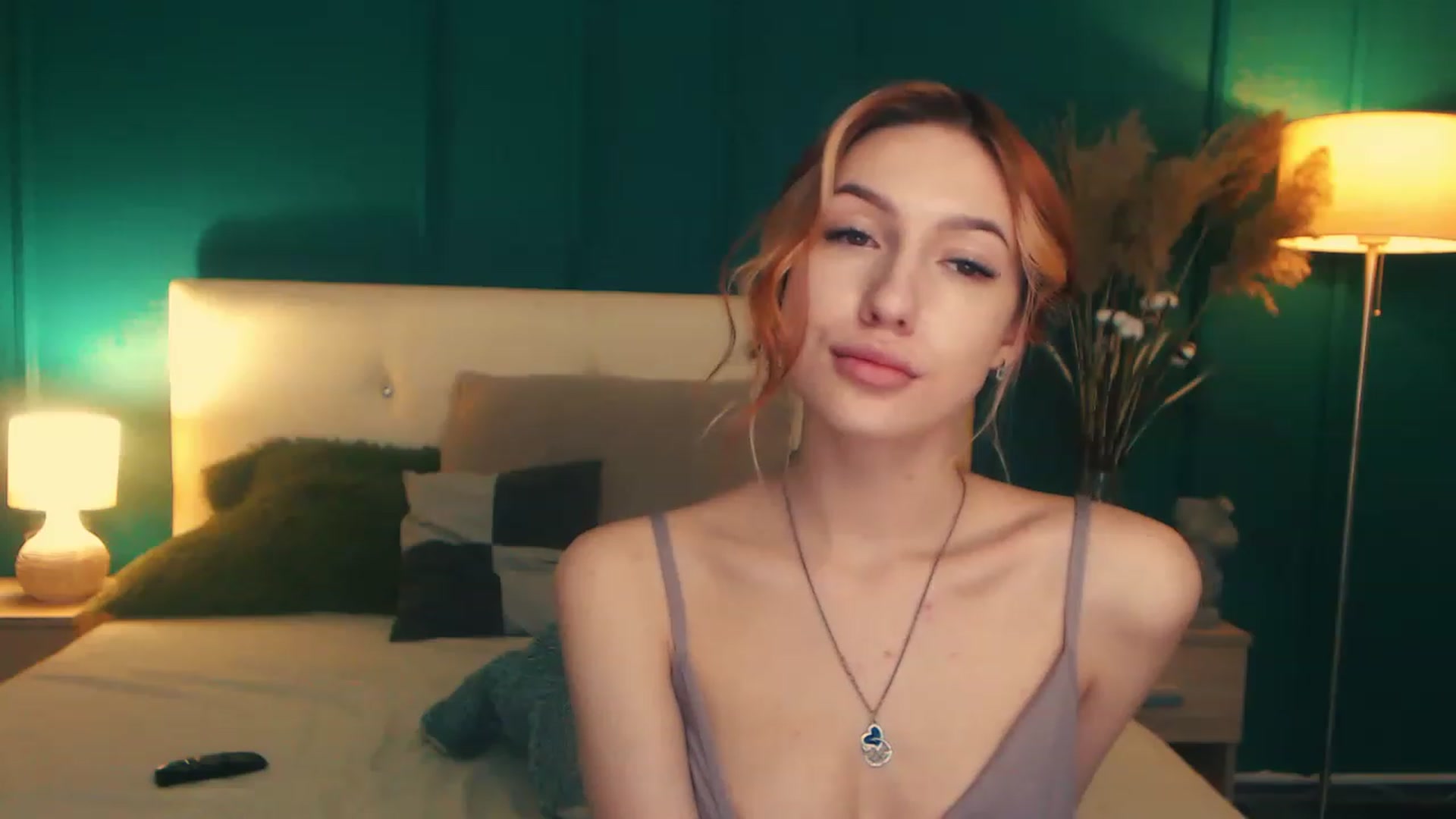 Gallery image thumbnail from LovelyGin's myfreecams stream on, 05/03/2023, 15:10 image 6 of 20