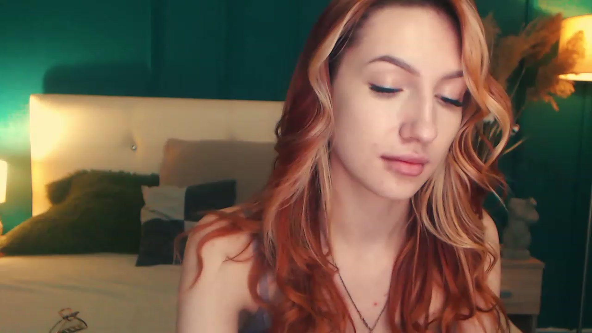 Gallery image thumbnail from LovelyGin's myfreecams stream on, 05/03/2023, 16:02 image 10 of 20