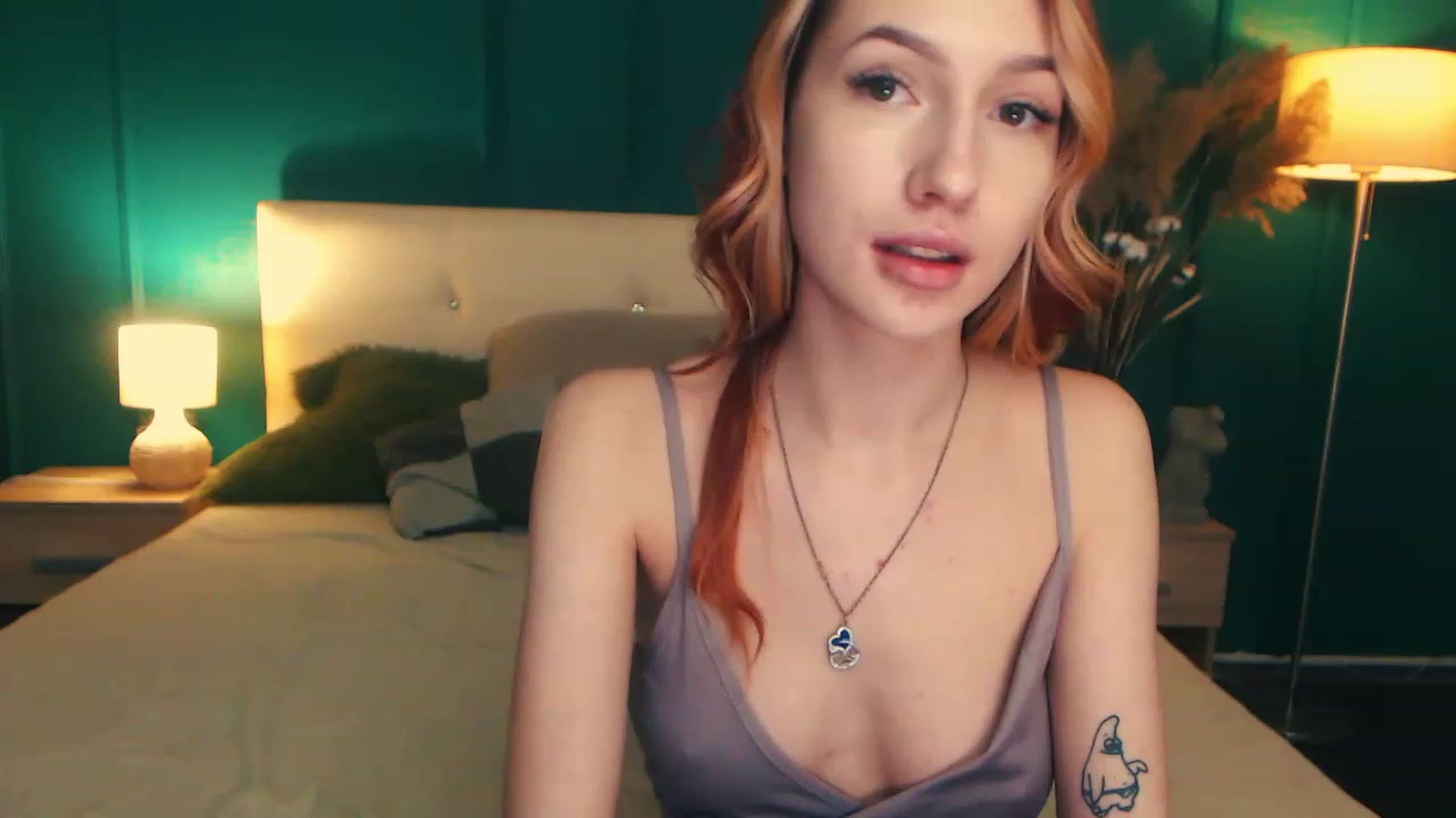 Gallery image thumbnail from LovelyGin's myfreecams stream on, 05/03/2023, 17:51 image 17 of 20