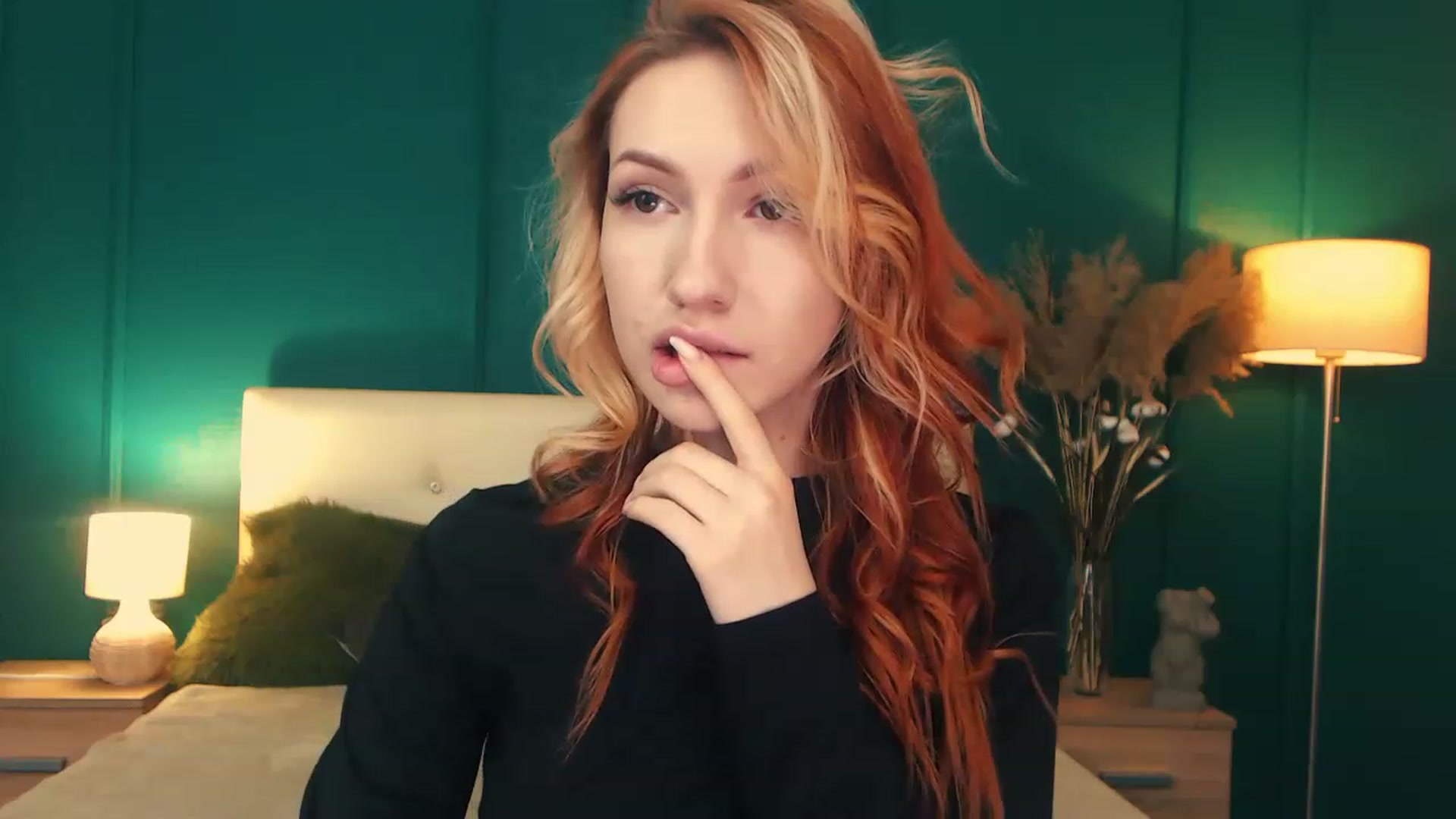 Gallery image thumbnail from LovelyGin's myfreecams stream on, 05/05/2023, 13:25 image 7 of 20