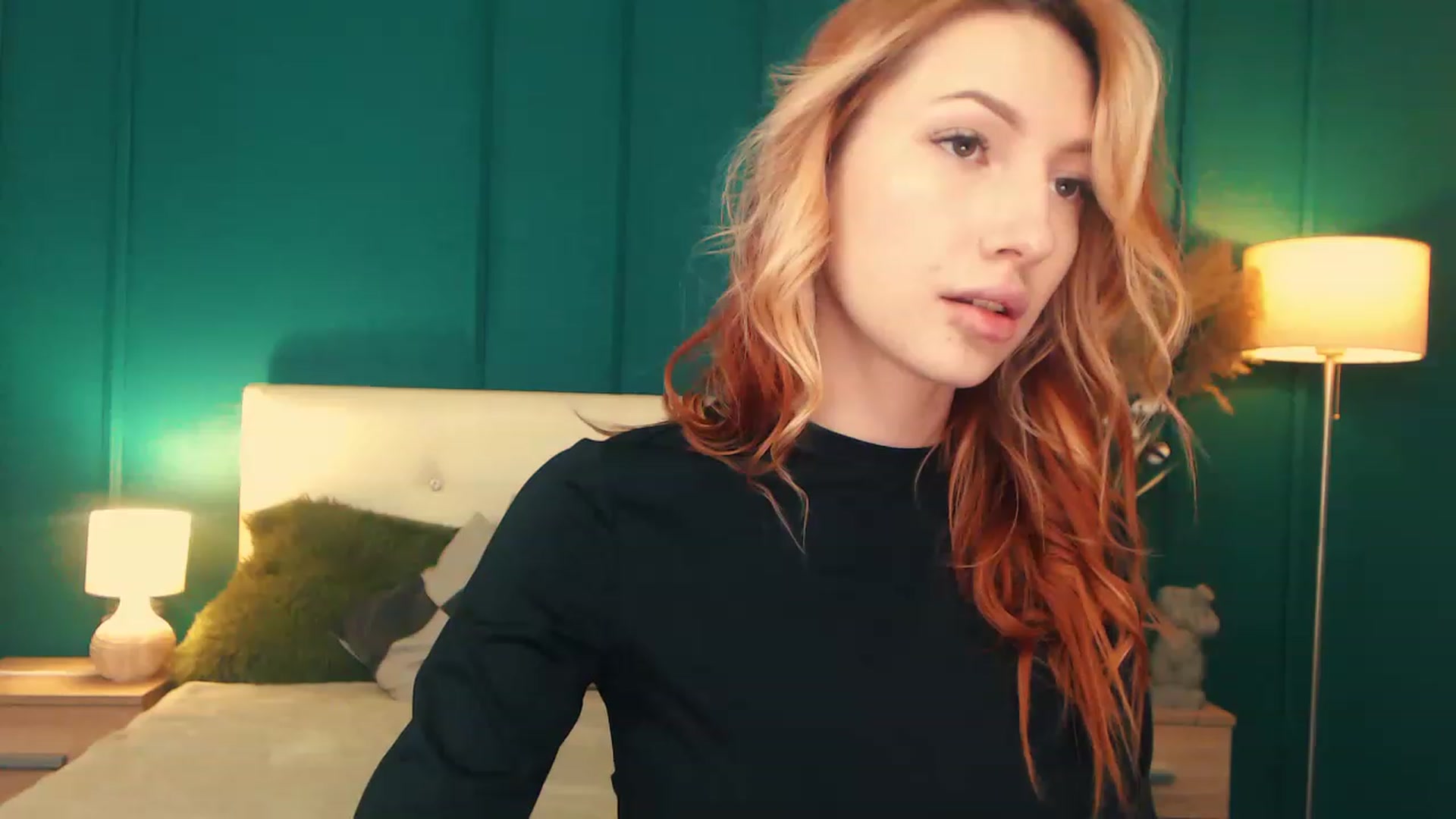 Gallery image thumbnail from LovelyGin's myfreecams stream on, 05/05/2023, 13:25 image 13 of 20