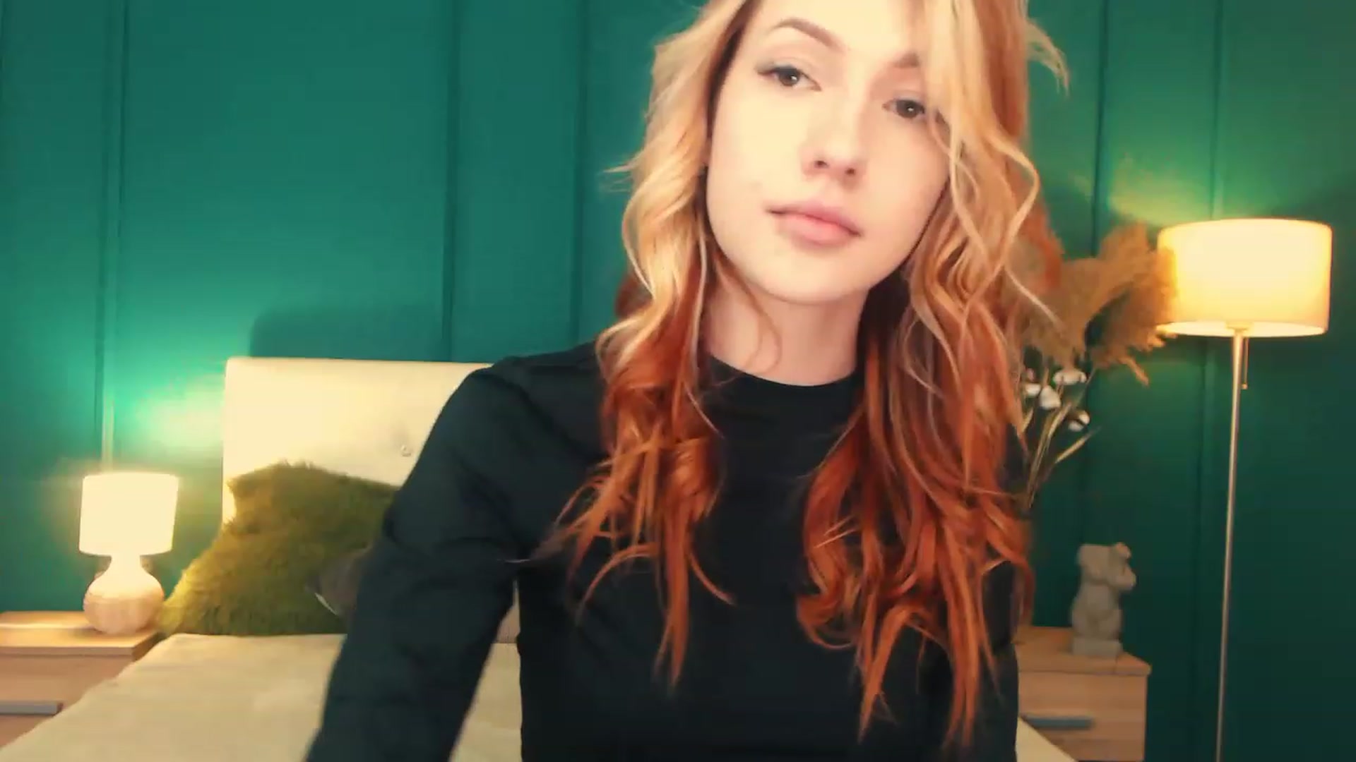 Gallery image thumbnail from LovelyGin's myfreecams stream on, 05/05/2023, 13:25 image 16 of 20