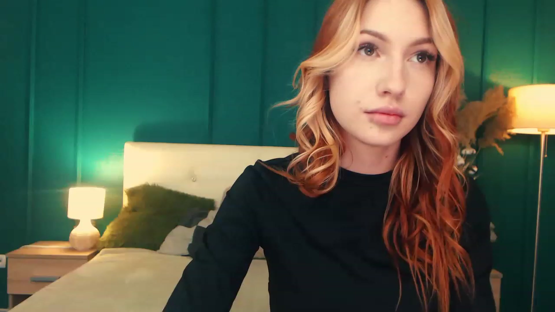 Gallery image thumbnail from LovelyGin's myfreecams stream on, 05/05/2023, 15:33 image 4 of 20