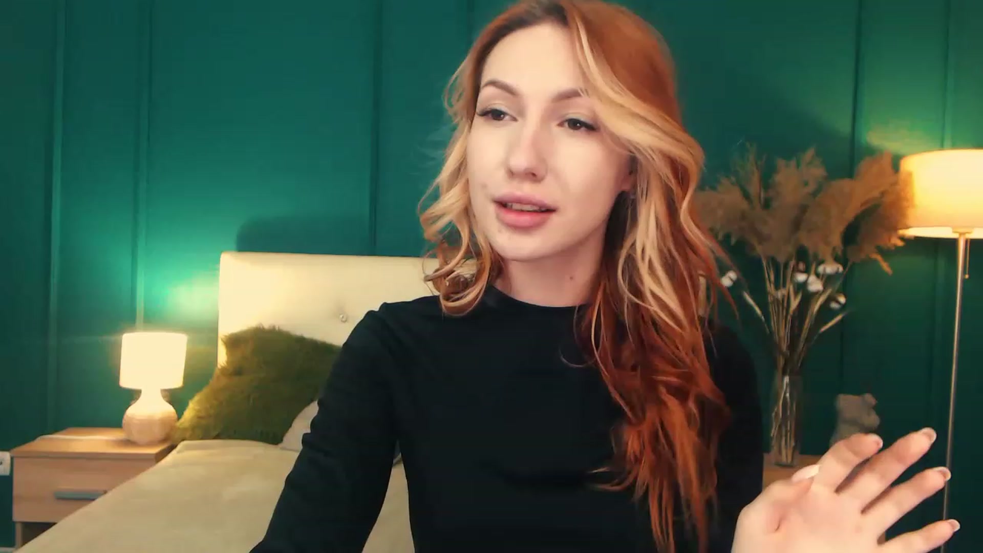 Gallery image thumbnail from LovelyGin's myfreecams stream on, 05/05/2023, 15:33 image 2 of 20