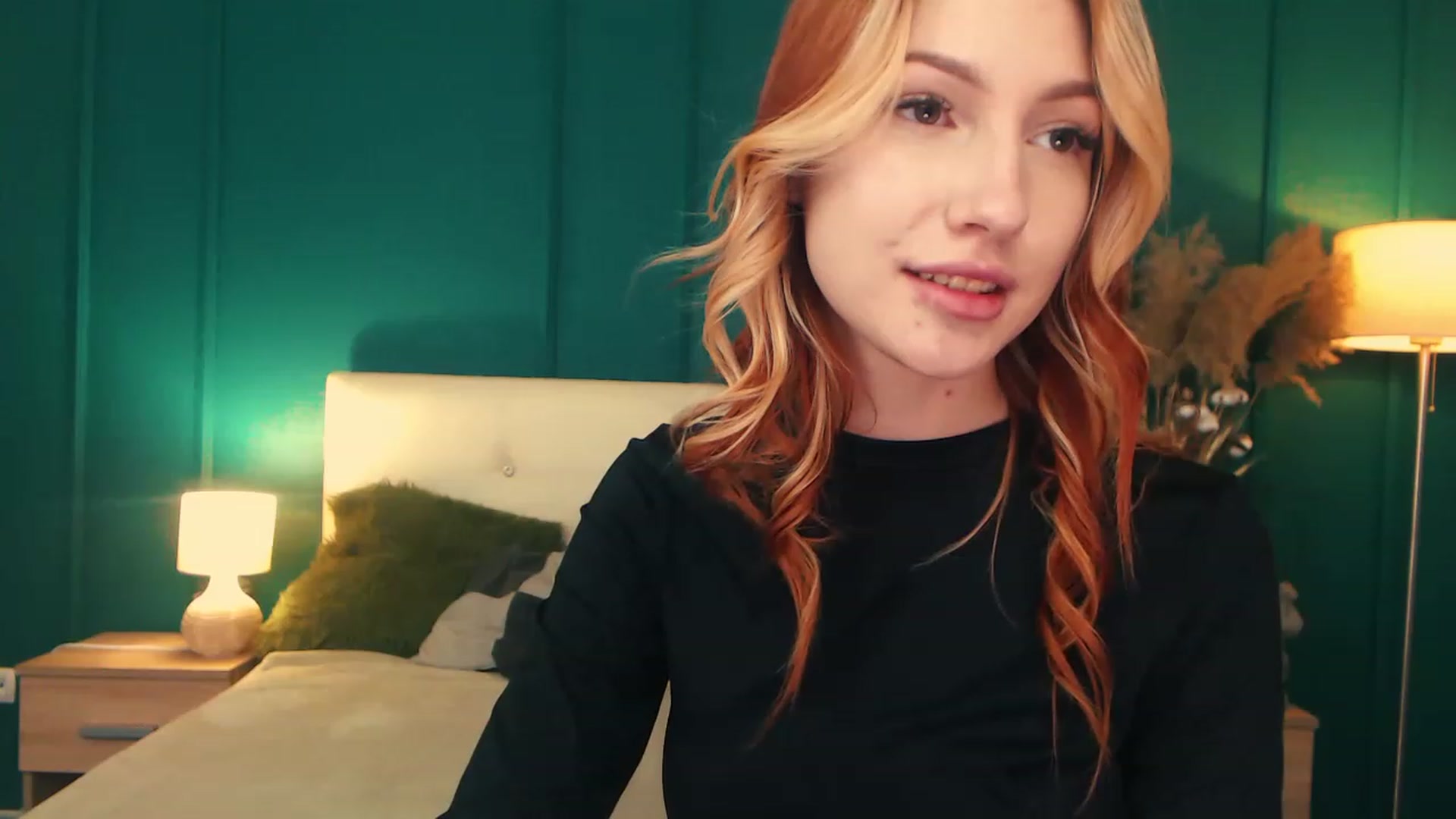 Gallery image thumbnail from LovelyGin's myfreecams stream on, 05/05/2023, 15:33 image 6 of 20