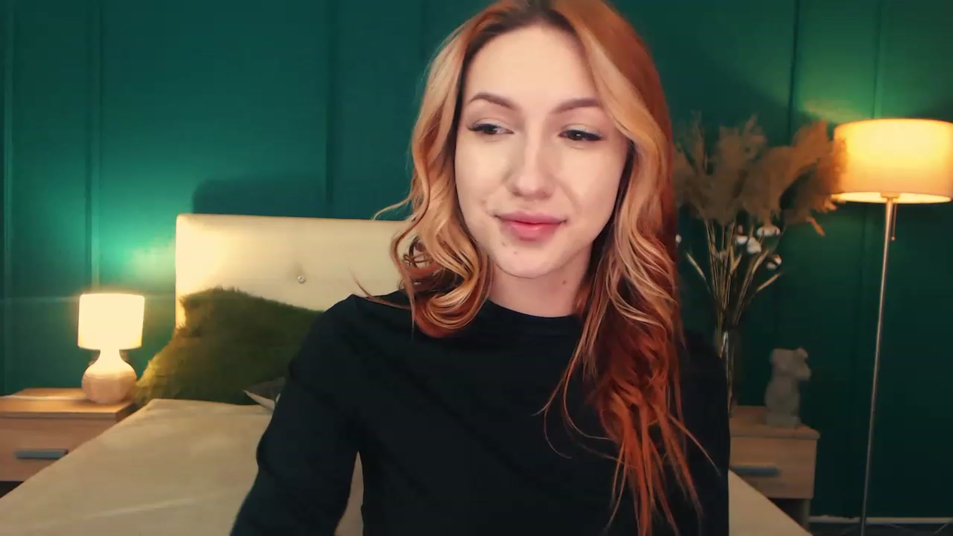 Gallery image thumbnail from LovelyGin's myfreecams stream on, 05/05/2023, 16:17 image 2 of 20
