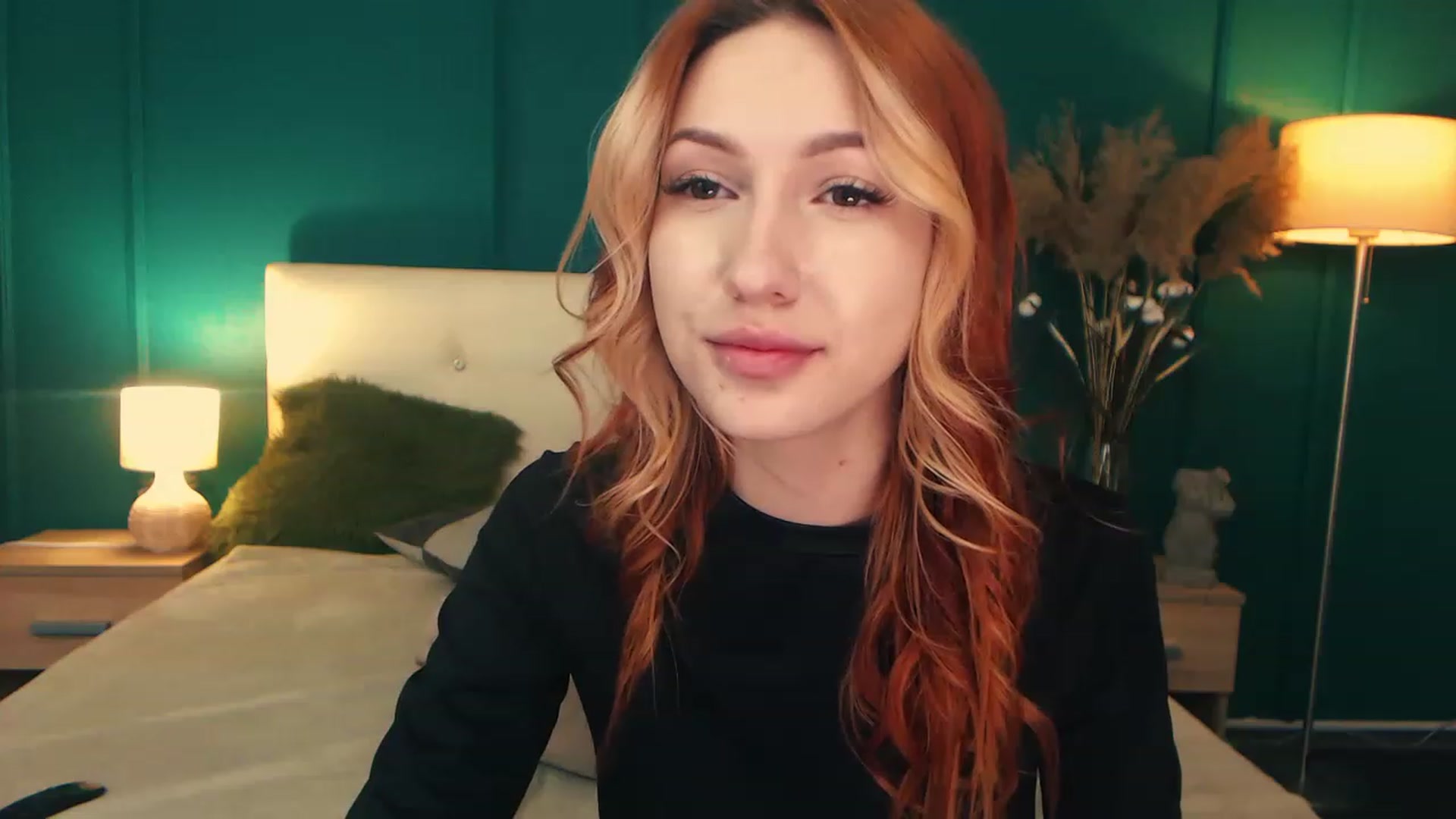 Gallery image thumbnail from LovelyGin's myfreecams stream on, 05/05/2023, 16:17 image 20 of 20