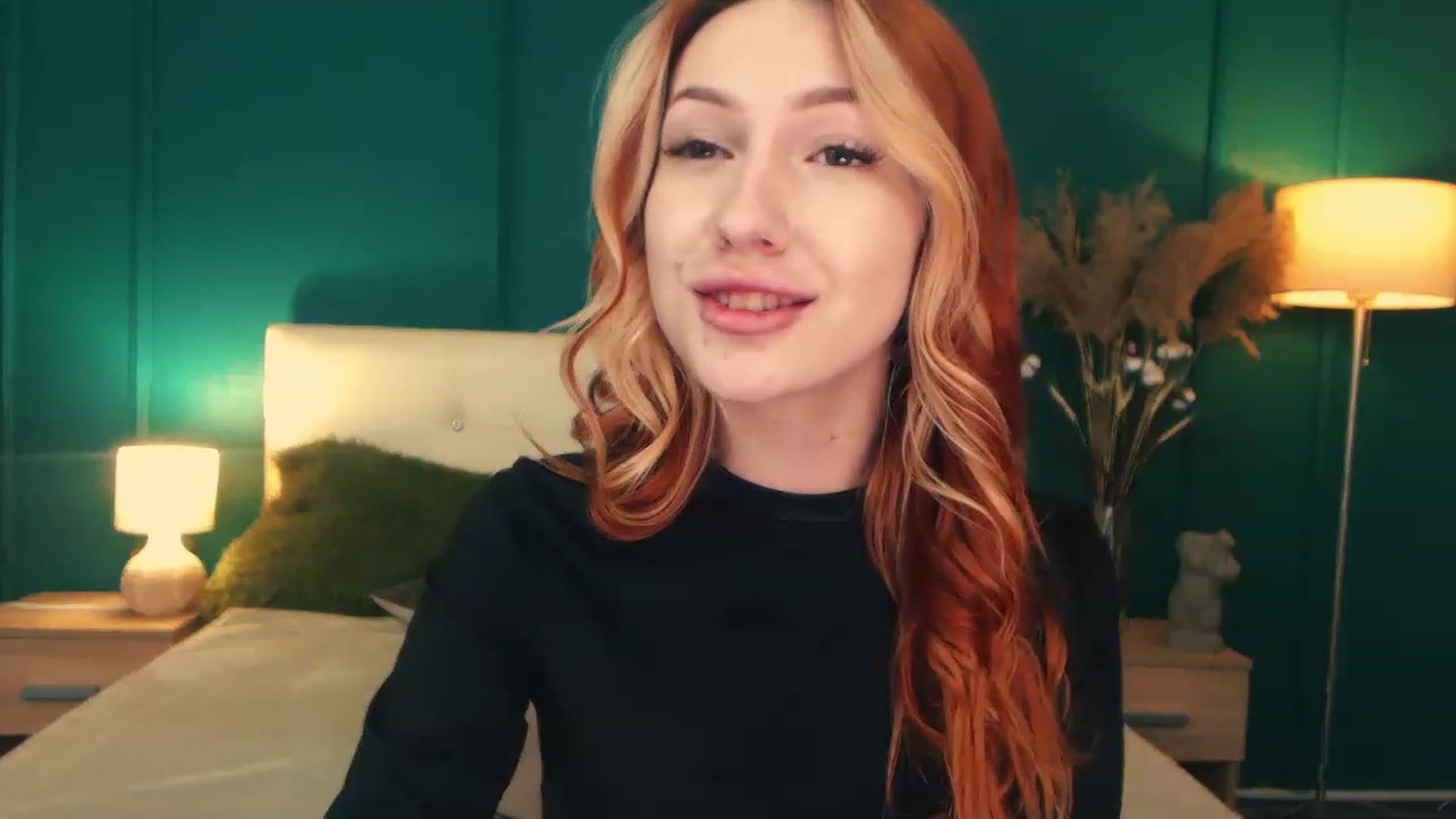 Gallery image thumbnail from LovelyGin's myfreecams stream on, 05/05/2023, 16:17 image 4 of 20