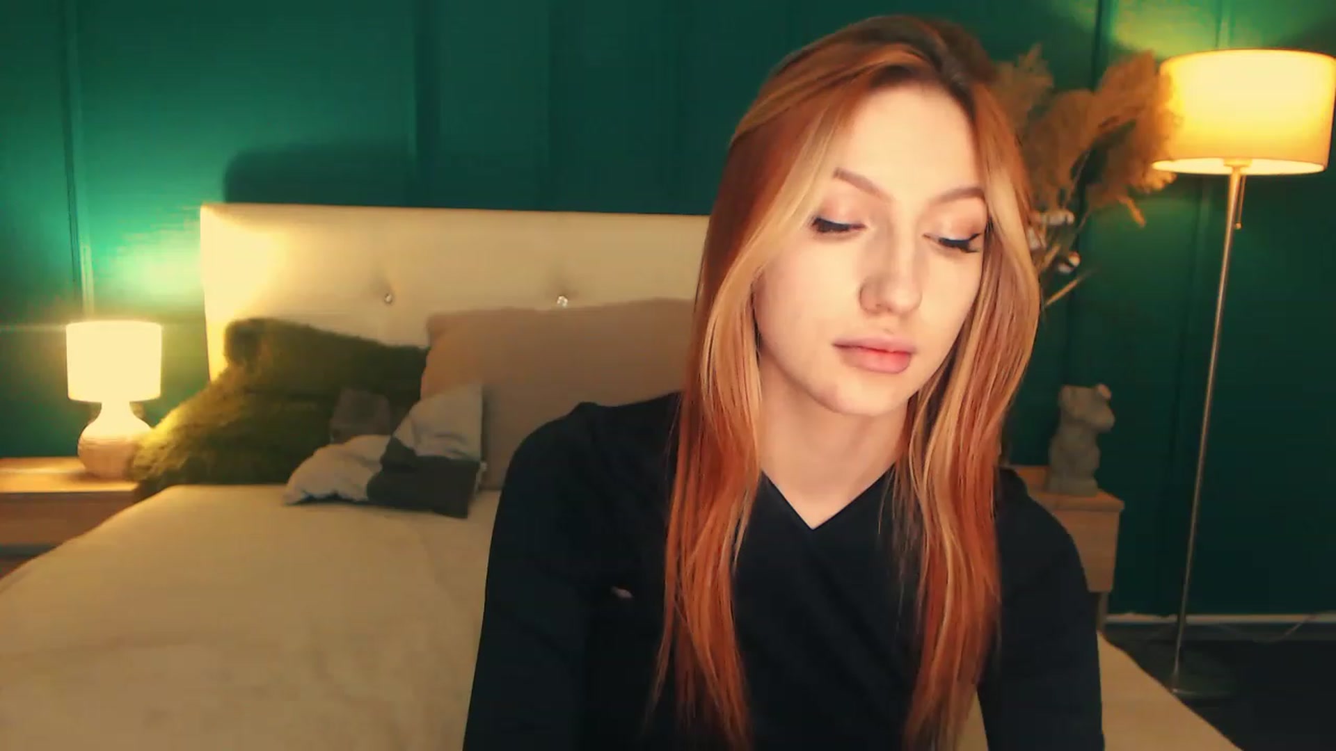 Gallery image thumbnail from LovelyGin's myfreecams stream on, 05/10/2023, 19:06 image 17 of 20