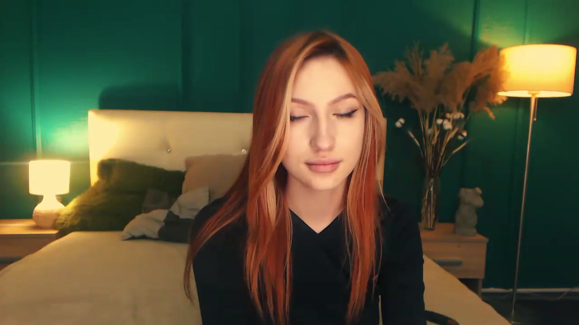 Gallery image thumbnail from LovelyGin's myfreecams stream on, 05/10/2023, 19:06 image 14 of 20