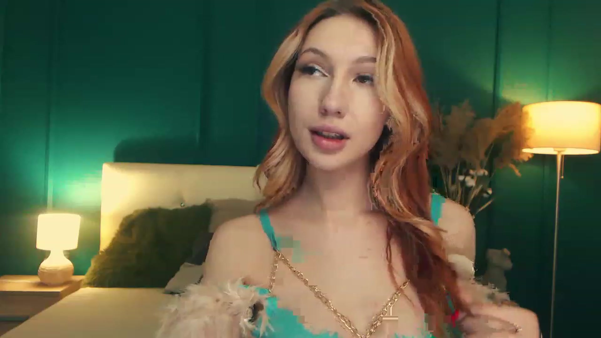 Gallery image thumbnail from LovelyGin's myfreecams stream on, 05/12/2023, 13:29 image 9 of 20