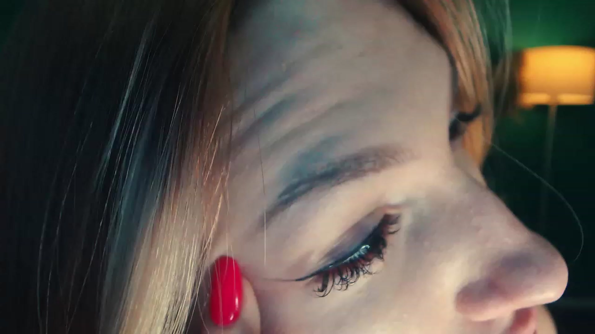 Gallery image thumbnail from LovelyGin's myfreecams stream on, 05/15/2023, 17:48 image 7 of 20