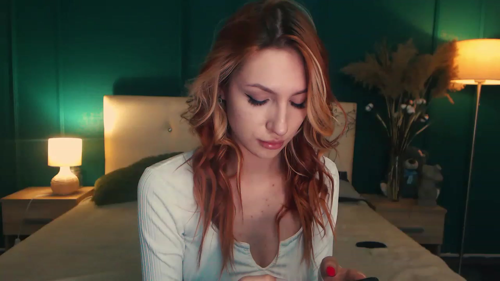 Gallery image thumbnail from LovelyGin's myfreecams stream on, 05/16/2023, 17:09 image 2 of 20