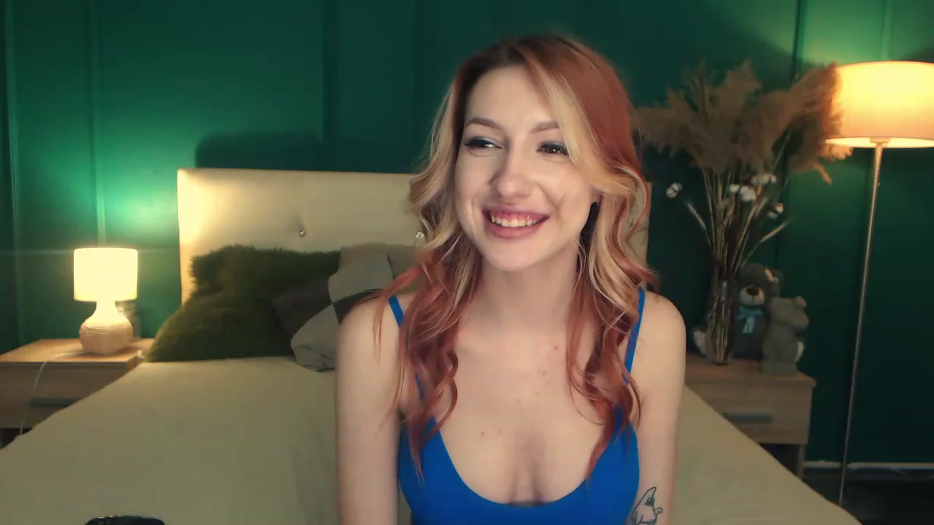 Gallery image thumbnail from LovelyGin's myfreecams stream on, 05/17/2023, 15:49 image 18 of 20