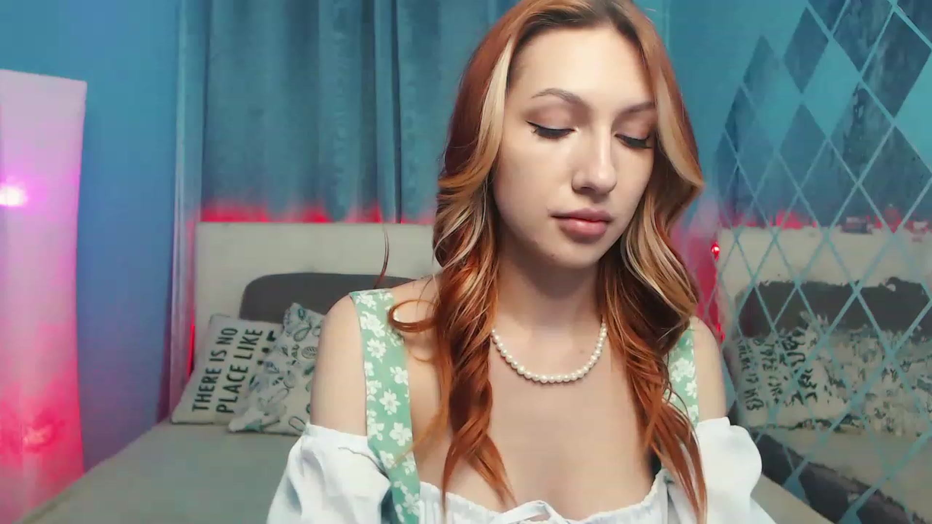Gallery image thumbnail from LovelyGin's myfreecams stream on, 05/18/2023, 16:30 image 1 of 20