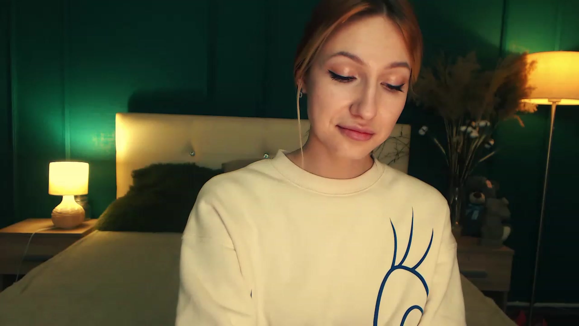 Gallery image thumbnail from LovelyGin's myfreecams stream on, 05/24/2023, 19:02 image 20 of 20
