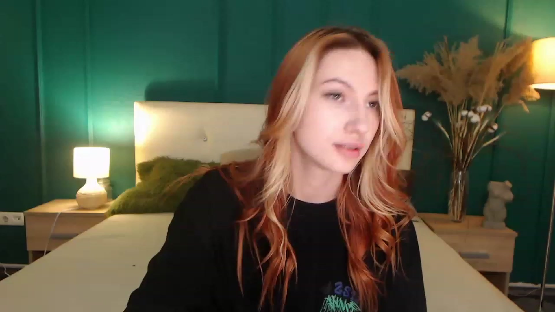 Gallery image thumbnail from LovelyGin's myfreecams stream on, 05/26/2023, 18:56 image 9 of 20