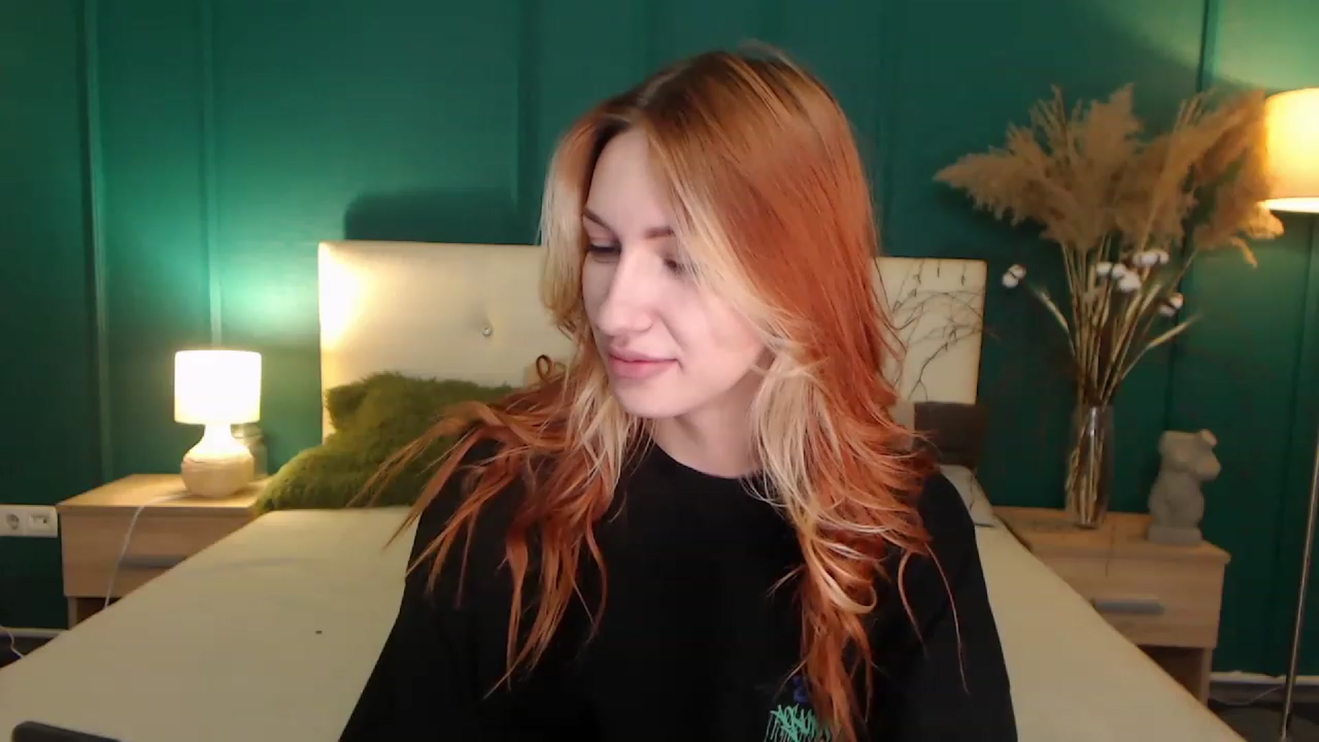 Gallery image thumbnail from LovelyGin's myfreecams stream on, 05/26/2023, 18:56 image 8 of 20