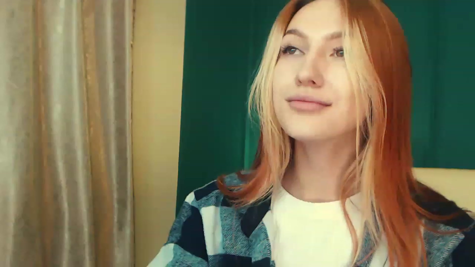 Gallery image thumbnail from LovelyGin's myfreecams stream on, 05/30/2023, 19:07 image 17 of 20
