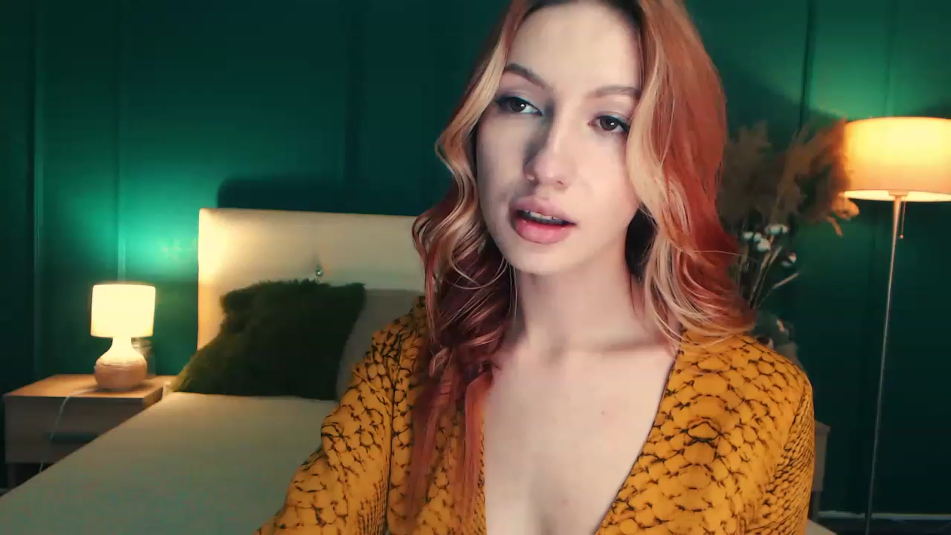 Gallery image thumbnail from LovelyGin's myfreecams stream on, 05/31/2023, 14:17 image 6 of 20