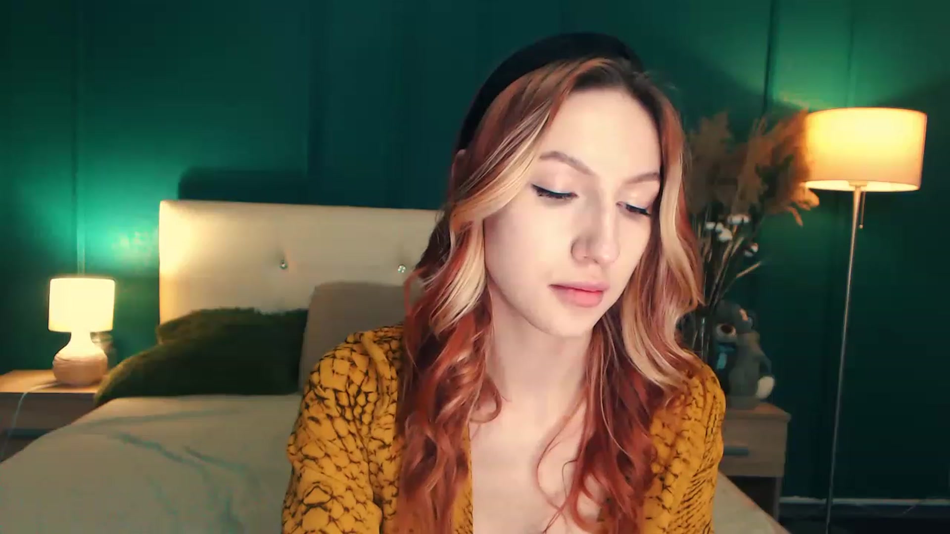 Gallery image thumbnail from LovelyGin's myfreecams stream on, 05/31/2023, 16:04 image 9 of 20