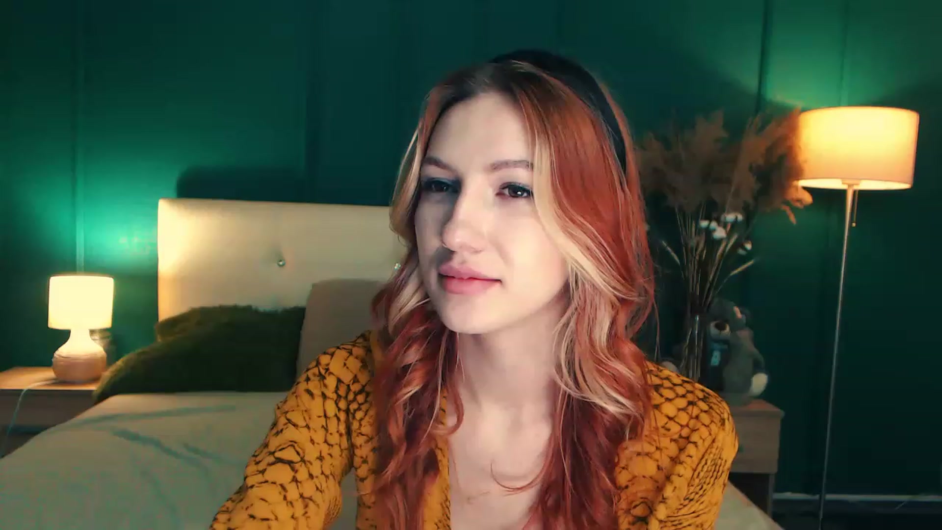 Gallery image thumbnail from LovelyGin's myfreecams stream on, 05/31/2023, 16:04 image 14 of 20