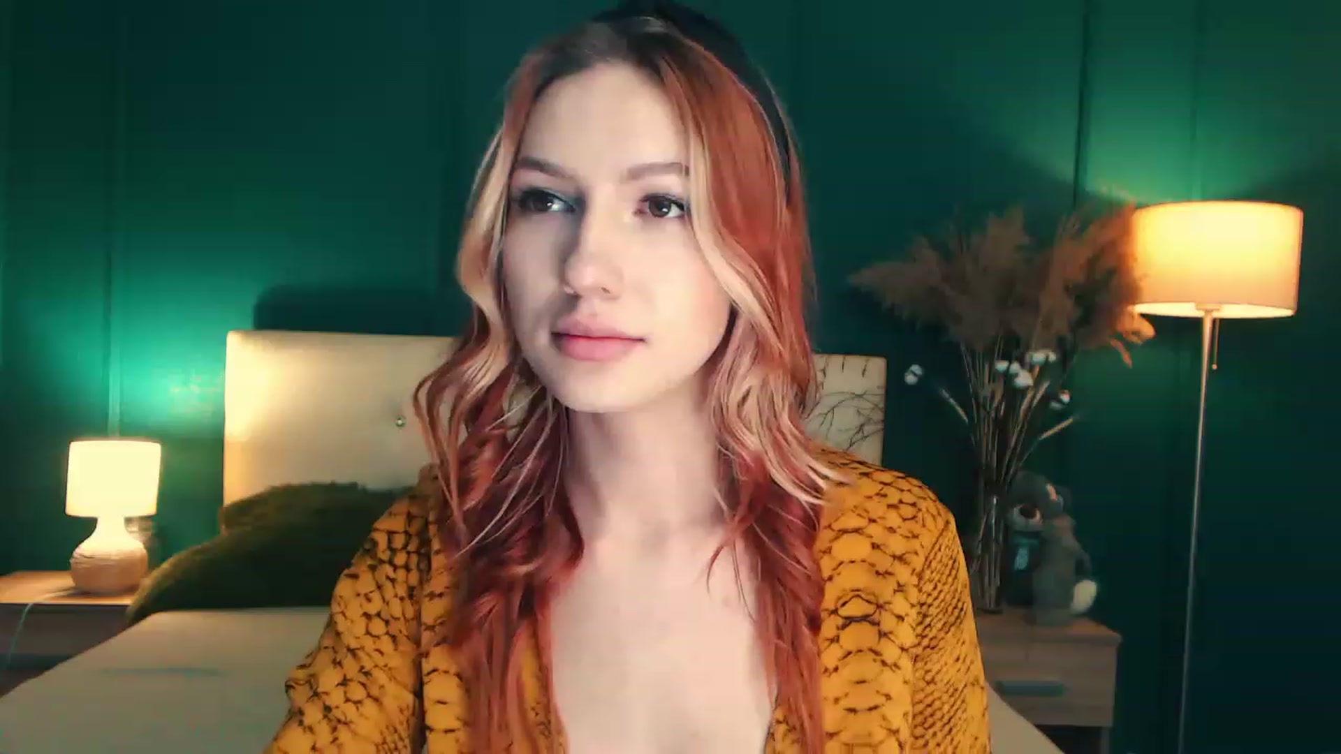 Gallery image thumbnail from LovelyGin's myfreecams stream on, 05/31/2023, 16:26 image 13 of 20